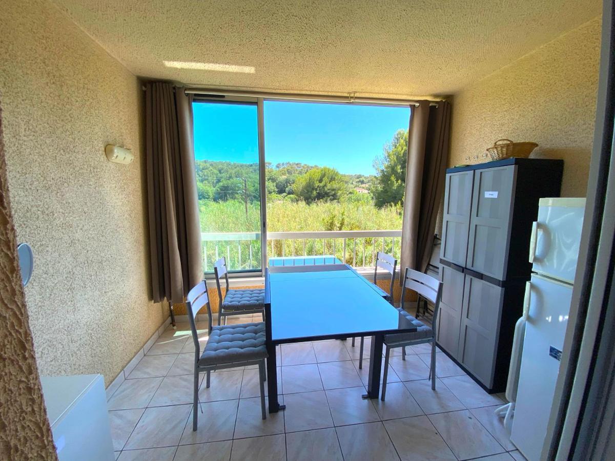 Appart 4 Pers Dans Residence Avec Piscine A 10 Min De La Plage Санари-сюр-Мер Экстерьер фото
